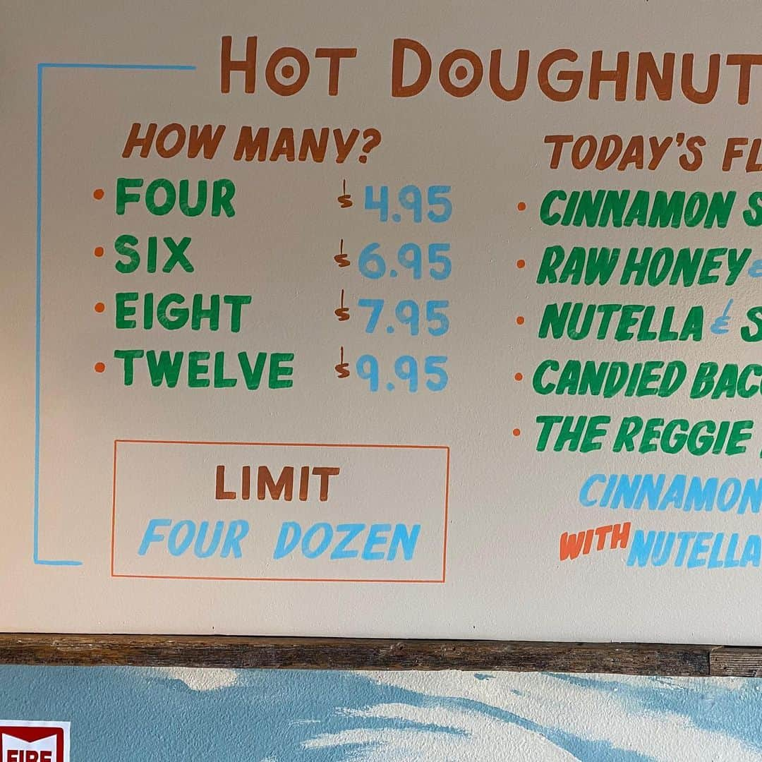 レジー・リーさんのインスタグラム写真 - (レジー・リーInstagram)「Look Ma, I’m a doughnut. Thanks to my dear sweet friends @pipsoriginal , the #DirtyWu is now called the Reggie Lee. Needless to say, this fills my heart. And my tummy. And my tastebuds. I might be biased but, hands down, the best doughnuts I’ve ever had. If you’re in Portland, do yourself a favor and grab a dozen or 2 or 3 or 4.  Not only will your taste buds thank you, but you’ll be supporting the kindest, most compassionate owners who value community over competition. Take a pic and tag me.  Lemme know how you like ‘em. And I’ll reply back. More than ever, it’s important that we support our small businesses.  Go get yourself a Reggie Lee. #thatsoundsweird  #betterthananoscar  #Repost @pipsoriginal with @get_repost ・・・ Introducing The Reggie Lee, formerly known as The Dirty Wu. A warm cinnamon sugar doughnut drizzled with hot Nutella, local raw honey and dusted with pink Himalayan sea salt. We took the opportunity with our menu update to immortalize our good friend @mrreggielee for life. @nbcgrimm is gone and while the meaning behind the original name may fade, our friendship and admiration for Reggie will endure for a lifetime. #CommunityNotCompetition」6月29日 6時29分 - mrreggielee