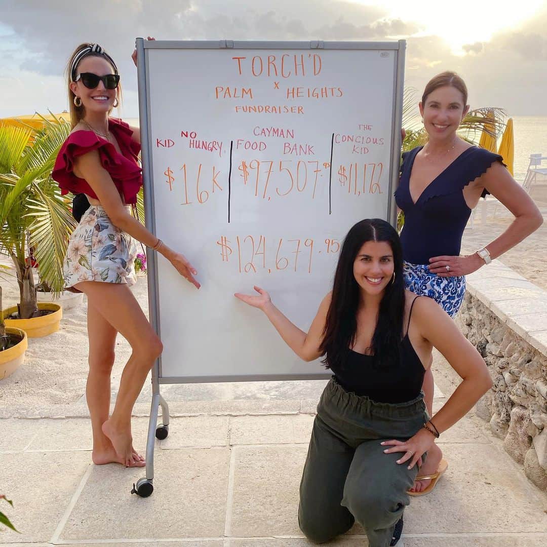 Elizabeth Chambers Hammerのインスタグラム：「I swear this the last photo I’ll post of the three of us in front of a white board. That said....here are our final numbers! But we won’t stop here. COVID brought us together and now we’re on a mission. Please visit OpenPalm.org, give what you can and stay tuned for more exciting news. Love you, @gabriellakhalil, @tamimaines @isaacboots ❤️❤️❤️」
