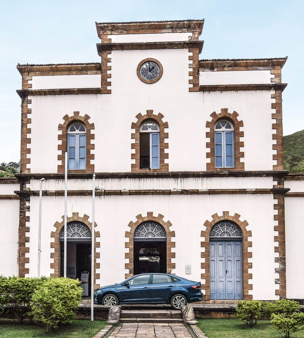 Volkswagen do Brasilさんのインスタグラム写真 - (Volkswagen do BrasilInstagram)「Fotografo essa bela construção ou esse belo carro? Pra que escolher, não é mesmo, @fotografo_viajante?! Projeto #meuvw by Instagrammers. #virtus #meuvwbyIG #vwbrasil」6月29日 7時00分 - vwbrasil