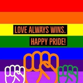 メアリー・マコーマックさんのインスタグラム写真 - (メアリー・マコーマックInstagram)「Happy #pride month.」6月29日 7時11分 - marycmccormack