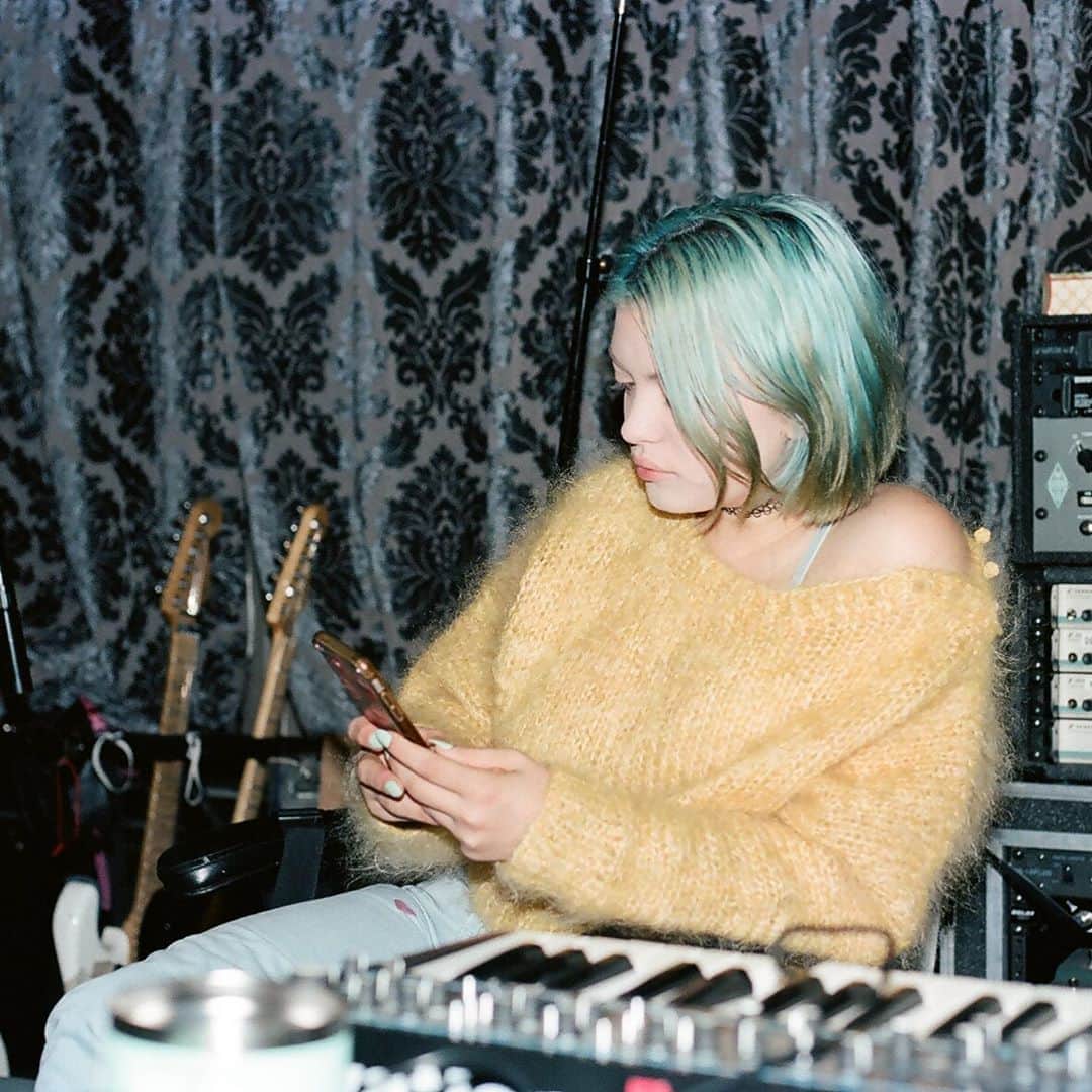 HEY VIOLETのインスタグラム：「casey got some film developed and now we’re blessed w gems like these」