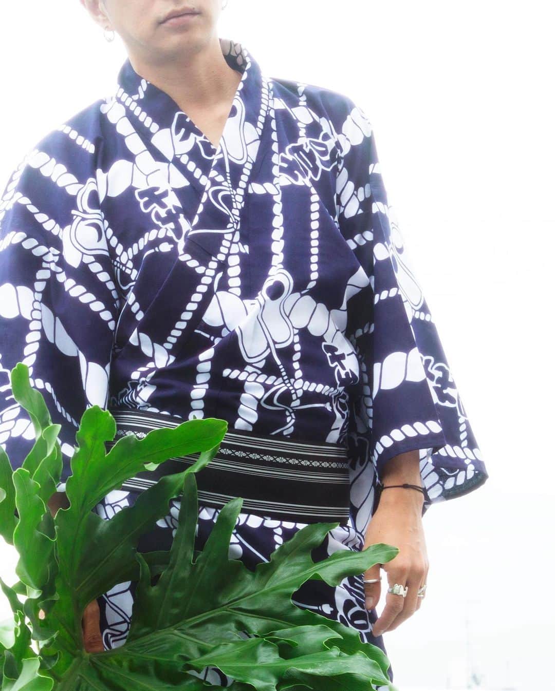 奈良裕也さんのインスタグラム写真 - (奈良裕也Instagram)「今年はこれを着ます💙🖤 #千代の富士 #浴衣 https://chiyonofuji.shop-pro.jp/?pid=151685452 チェックしてね💙🖤」6月15日 0時27分 - yuyanara