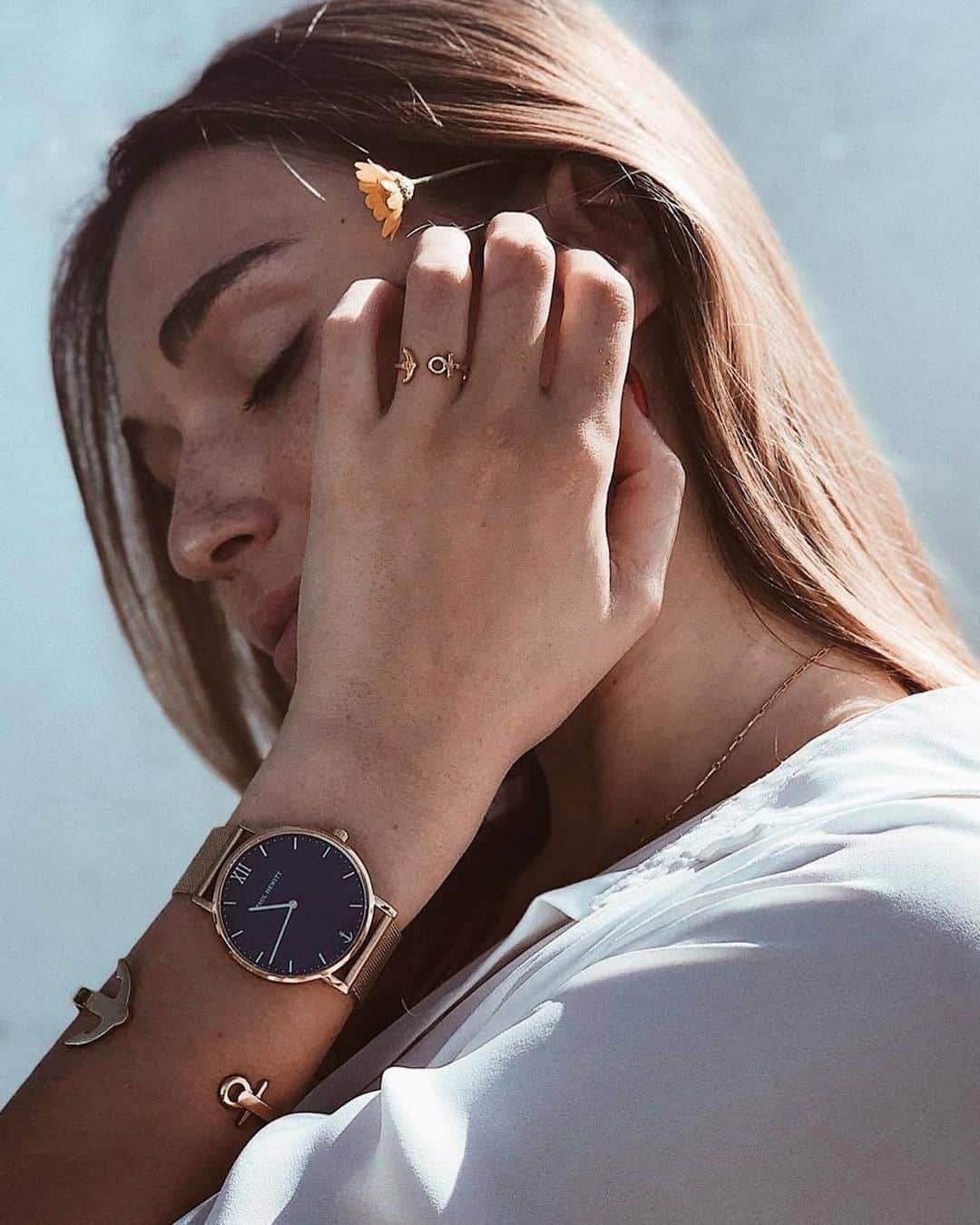 PAUL HEWITTさんのインスタグラム写真 - (PAUL HEWITTInstagram)「Whatever is good for your soul - do that. ✨🌸⚓️ (photo @madalenamouraneves) #getAnchored #paulhewitt #sailor #ancuff __ #quote #womenswatches #accessories #anchor #maritime #watches #accessory #fashioninspo #womensinspo」6月14日 17時01分 - paul_hewitt