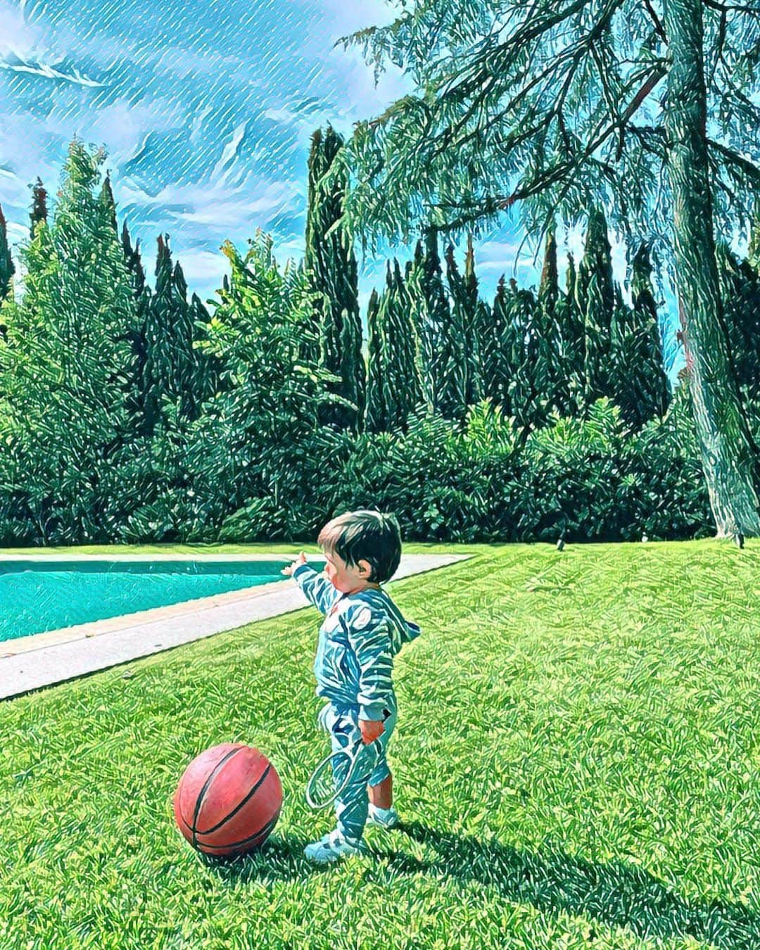 フェルナンド・ベルダスコのインスタグラム：「Sunday morning adventures 😍」