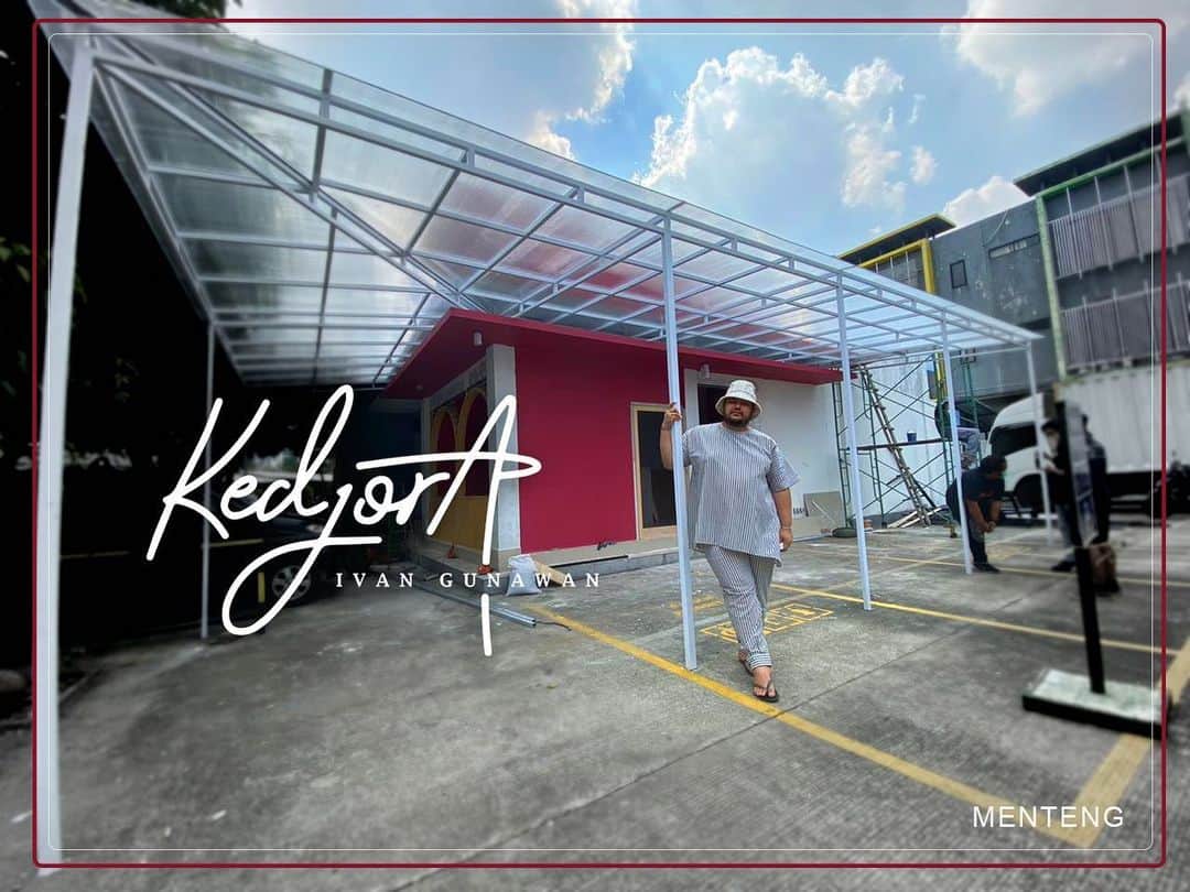 Ivan Gunawanさんのインスタグラム写真 - (Ivan GunawanInstagram)「OPENING SOON!  Setelah BSD DAN CIPETE, Insya Allah segera hadir KEDJORA COFFEE outlet ke-3 di Infinia Park, Jalan Dr. Saharjo Kav.45 Manggarai - Tebet, Jakarta Selatan, Jadi buat kamu yang tinggal, ngantor dan kerja di Jakpus bisa gampang order yakaaann. DOAINNN LANCARR YAAAHH. 🥳  #kedjoracoffee #ivangunawan #newoutlet #comingsoon #coffeeshop」6月14日 18時36分 - ivan_gunawan