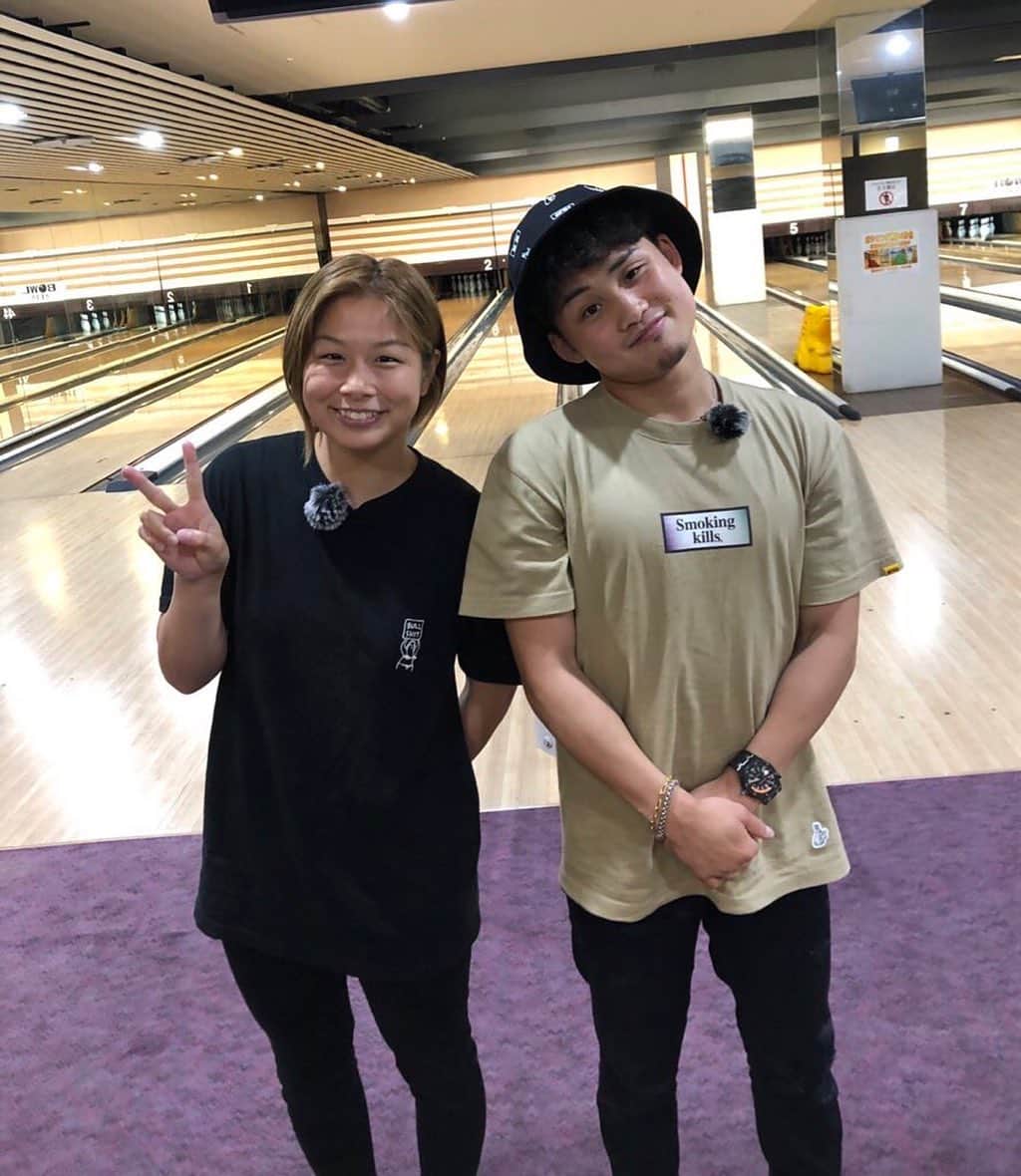 京口紘人のインスタグラム：「. . . 今日は浅倉カンナ選手とコラボ撮影でした🙋‍♀️🙋‍♂️ . . いやー、楽しかったな🤣 . . 近いうちに動画上げます✨ . . お楽しみに🎳🔥 . . @a_kanna_ . . . #京口紘人 #hirotokyoguchi  #浅倉カンナ #kannaasakura #YouTube企画 #ボウリング対決」