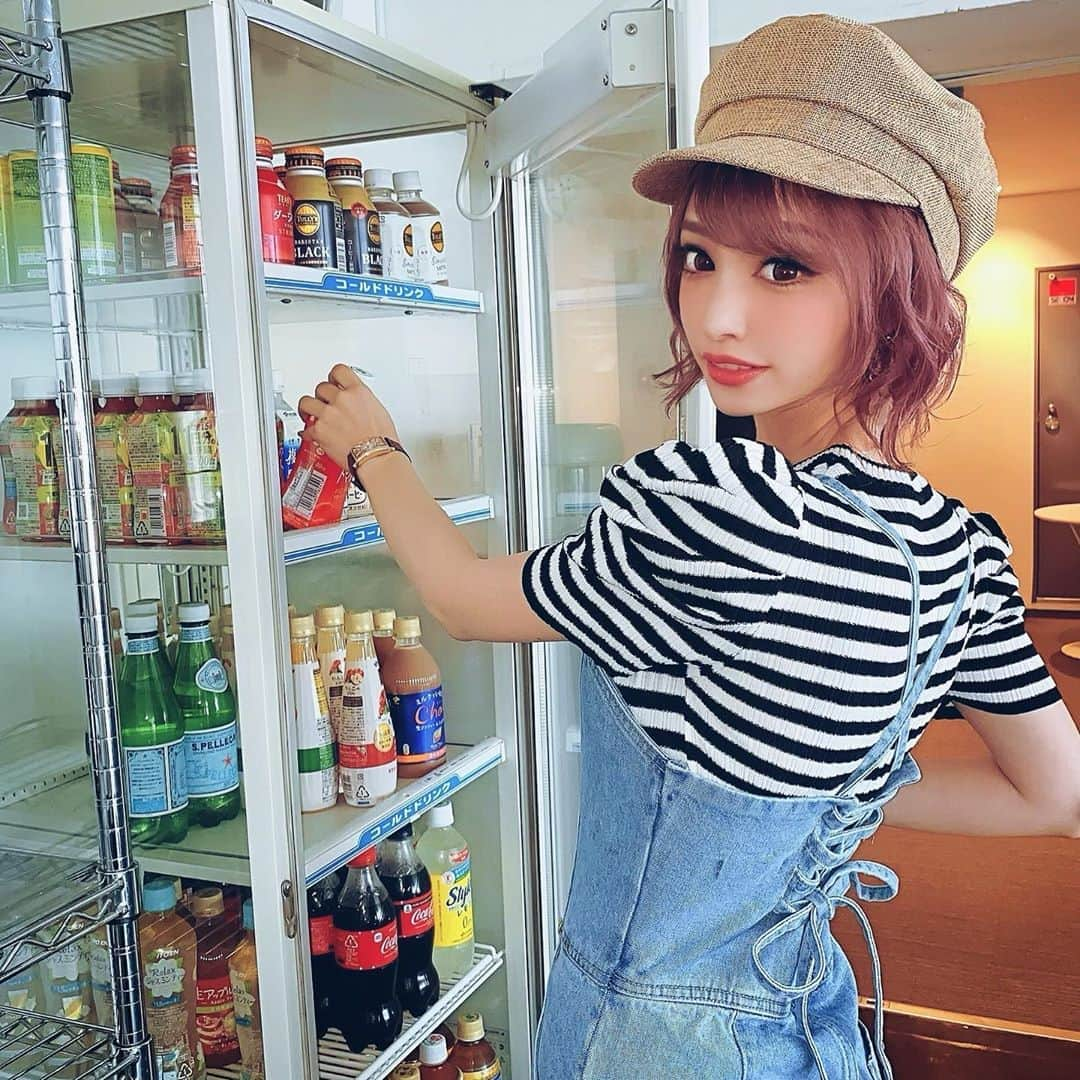 サキ吉さんのインスタグラム写真 - (サキ吉Instagram)「夏服可愛い👒☀ ． これも全部PiNKSxxのお洋服だよ🤭💞 @style_knot_official ．  #セレクトショップ #インフルエンサー #インスタグラマー #ootd #pinksxx  #styleknot #夏コーデ #ショートカット #ショートボブ #前下がりボブ #ショートアレンジ #デニムコーデ #キャスケット #denimstyle  #selectshop #instagood  #instalike  #instafashion」6月14日 19時06分 - sakikichi1201