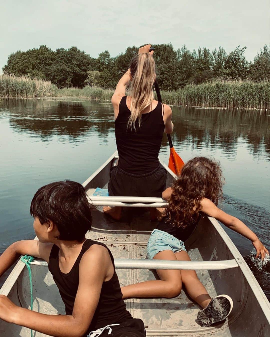サネリー・ジェームズさんのインスタグラム写真 - (サネリー・ジェームズInstagram)「What’s the direction? 👉🏾👉🏻👉🏿👉🏽」6月14日 19時41分 - sunneryjames