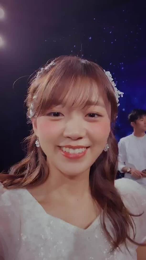 三森すずこのインスタグラム：「アコースティック配信ライブ後ほやほやみもりん！と、仲間たち！だよーん！」