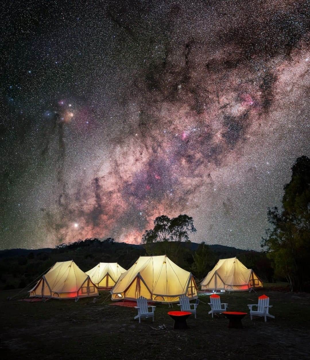 Australiaさんのインスタグラム写真 - (AustraliaInstagram)「Now that’s one impressive ceiling of stars 🤩 @arirex1 captured this stunning sky show at @actparks @tidbinbillanaturereserve which is located just a 30-minute drive from @visitcanberra. If you’re keen to camp under the stars but will only do so if it’s five stars, look no further than @wildfestaus family sleepover during the school holidays. From #dreamtime stories by the campfire to #wildlife spotting and guided walks, add this to your upcoming to-do list and enjoy reconnecting with nature with the whole family. #SeeAustralia #visitcanberra #tidbinbillanaturereserve #ACTParks」6月14日 20時00分 - australia