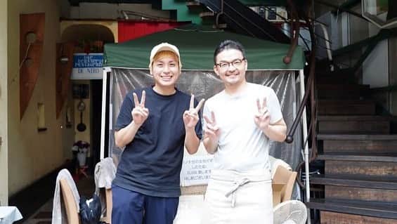 けんさむさんのインスタグラム写真 - (けんさむInstagram)「けんさむ🐶です🇮🇹🍕 各方面から絶賛の声多数『ピッツェリアダロッコ』の#ピザ をあなたは知っていますか❔🤭🍕 📍#ピッツェリアダロッコ #並木坂 . 詳しくはプロフィールURLからブログ見てはいよ🙋‍♂️🍷 . いいね👍フォロー👯‍♂️Thankyou😇✨ 皆さんの熊本のお気に入りを教えてください🌿 コメント📝メッセージ💭待ってます🐶🎶 . #けんさむの熊本紹介 #熊本 #熊本グルメ #くまモン #けんさむ #熊本観光 #熊本県 #kumamoto #熊本lunch #熊本ランチ #熊本ピザ #ダロッコ #pizzeriadarocco」6月14日 21時33分 - kensome_kumamoto