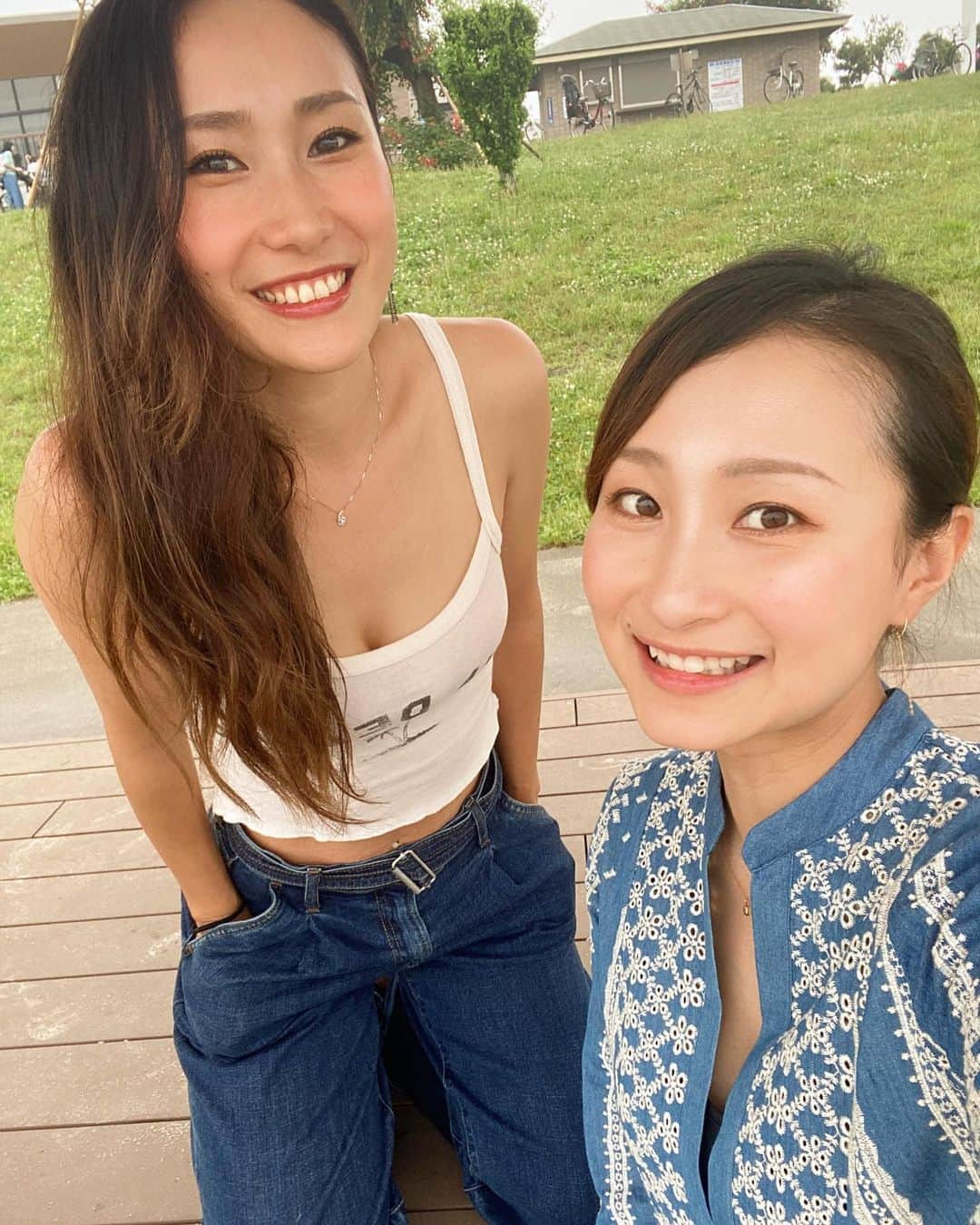 板倉由姫乃さんのインスタグラム写真 - (板倉由姫乃Instagram)「ゆりの〜💓 ピラティスの学校で仲良くなった友人✌️ . . 久々に会えた✨ 遠くまで来てくれてありがとう‼︎ ゆりのの考え方って本当かっこいいよ〜😖💓わたしもそんな思考になりたい✨ . . ゆりのの頭の中はたまにインスタで紹介されてるよ😁✨笑 . . #ゆりの思考 #メントレ #ハッピー思考」6月14日 21時34分 - yukigol6