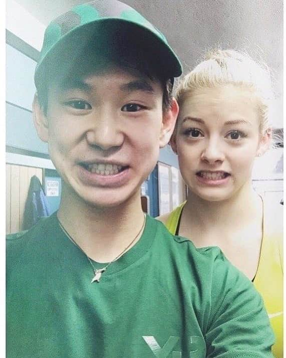 デニス・テンのインスタグラム：「“I trained with Denis for four years in Los Angeles. We skated the same sessions, Monday through Friday, for every week during that time. We had our longest break in the early afternoon before our last session of the day. ⠀ I will always remember the time I spent with Denis and his mother on these breaks. I am not sure when, but one day I decided to switch up my regular routine of going to Starbucks on my breaks and instead went to Coffee Bean. Often, I would see Denis and his mom there. I didn't want to bother him when he was with his family, so I sat by myself initially. One day, Denis invited me to sit with him. ⠀ We continued to meet there for the rest of the week, and this became our new routine. Whoever got there first grabbed the table and waited for the others. We rarely talked about skating, just about life. Denis often left me in stitches from laughing so hard, and I always started my last session in a great mood because of him. ⠀ He was an incredible training mate, but an even better friend. It was an honor to get to know him both on and off the ice. His passing was a devastating loss for the entire skating community. He is so missed”. ⠀ @graciegold95」