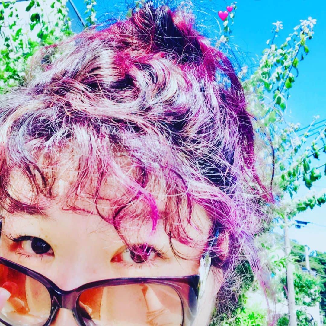 有坂美香さんのインスタグラム写真 - (有坂美香Instagram)「New color💜 New life💚 New me💛  hair @sorachichi  Thank you so much for helping me with becoming who I want to be❣️」6月14日 21時55分 - mikaarisaka