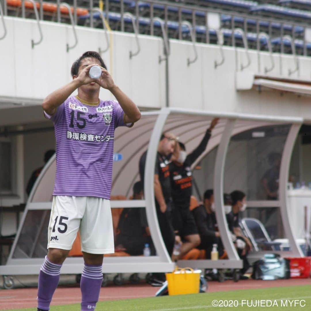 姫野宥弥のインスタグラム：「試合が出来るって幸せです⚽️ 開幕まであと少し！ 開幕戦で勝てるようにいい準備をしていきます💪 今年は背番号15番です🤞 初の紫のユニホーム姿どうですか？笑 #藤枝MYFC#15番#Jリーグ#J3#開幕」