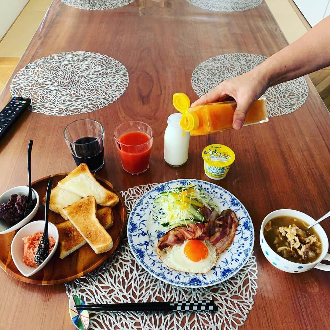 のインスタグラム：「朝昼飯！のがみのしょくぱん🍞 明太子＆小倉あんこ乗せ！ 夢黒小玉スイカ🍉 超超超劇劇劇うままままままし 月曜日毎日放送ラジオへ」
