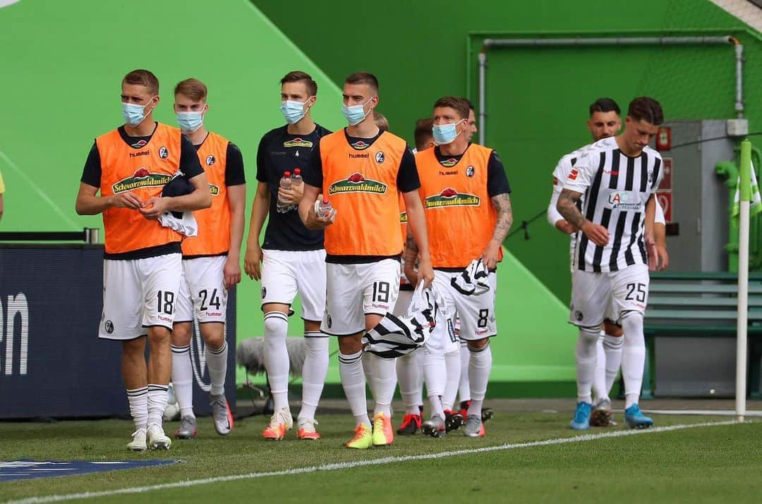 ニルス・ペテルセンのインスタグラム：「#Maskenball #SCF #NP18」