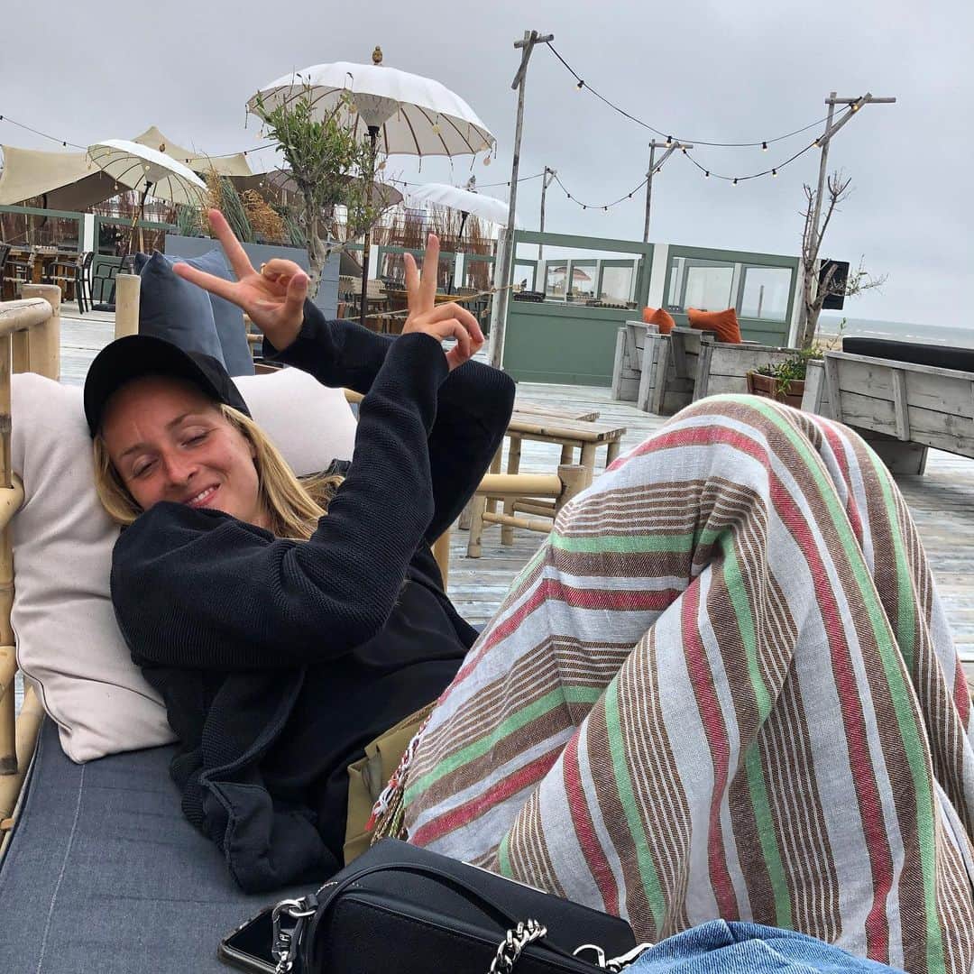 セリーヌ・バン・ガーナーのインスタグラム：「☯️」