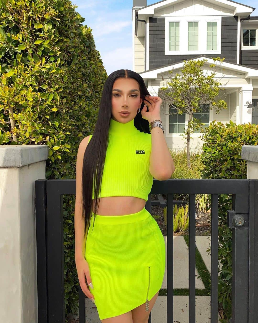 ジェームス・チャールズさんのインスタグラム写真 - (ジェームス・チャールズInstagram)「happy sunday 💚」6月15日 2時58分 - jamescharles