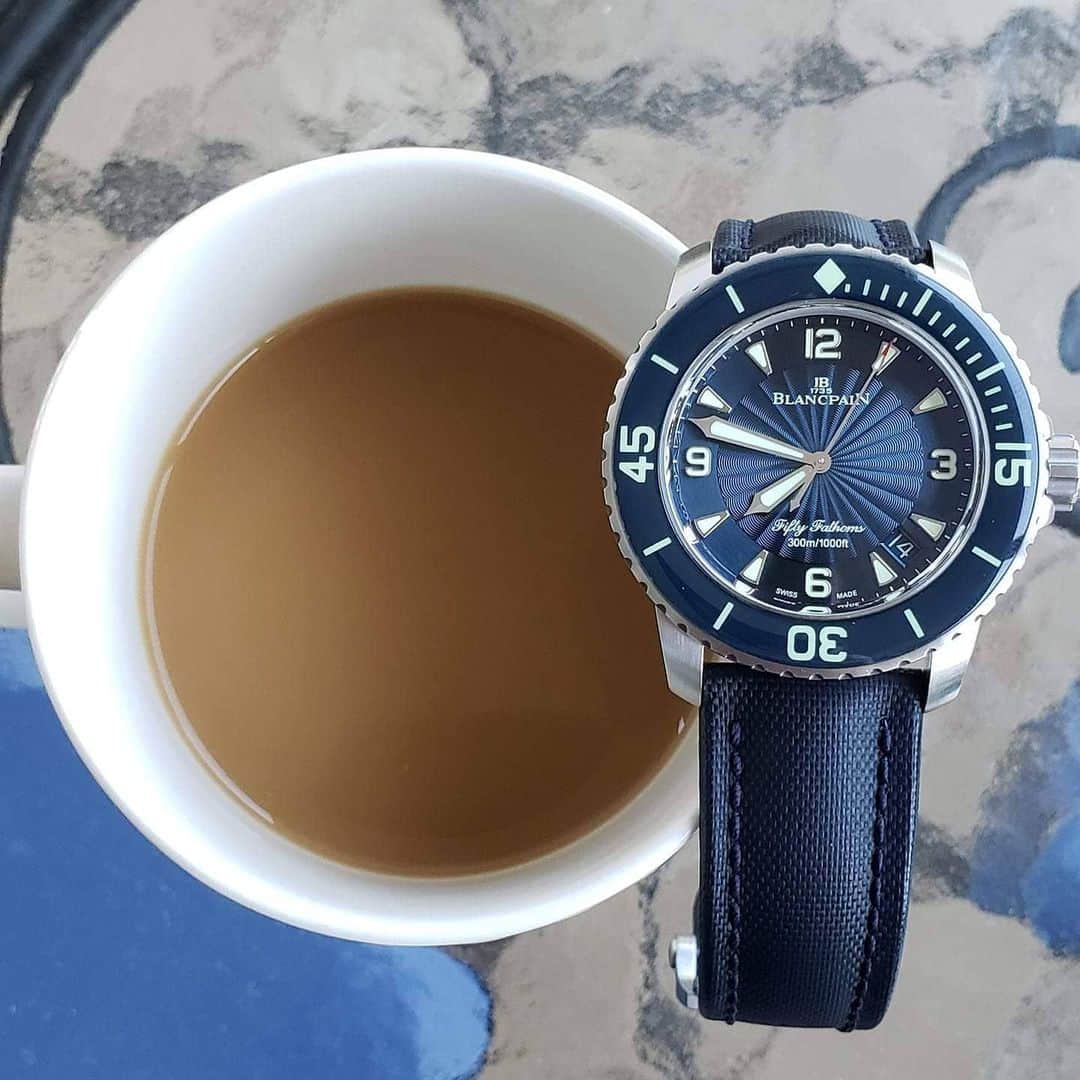 RCEOさんのインスタグラム写真 - (RCEOInstagram)「Since ancient times ,Human has always overcome numberous catastrophe again and again . Even all odds is agains you , steadying your mind by having some coffee first  #blancpain #fiftyfathoms #blancpainfiftyfathoms #blancpain1735 #blancpainwatches #wristshot #wristcheck #divewatch #divewatches #diverwatch #diverwatches #blancpainbarakuda #barakuda」6月15日 3時31分 - rccr7