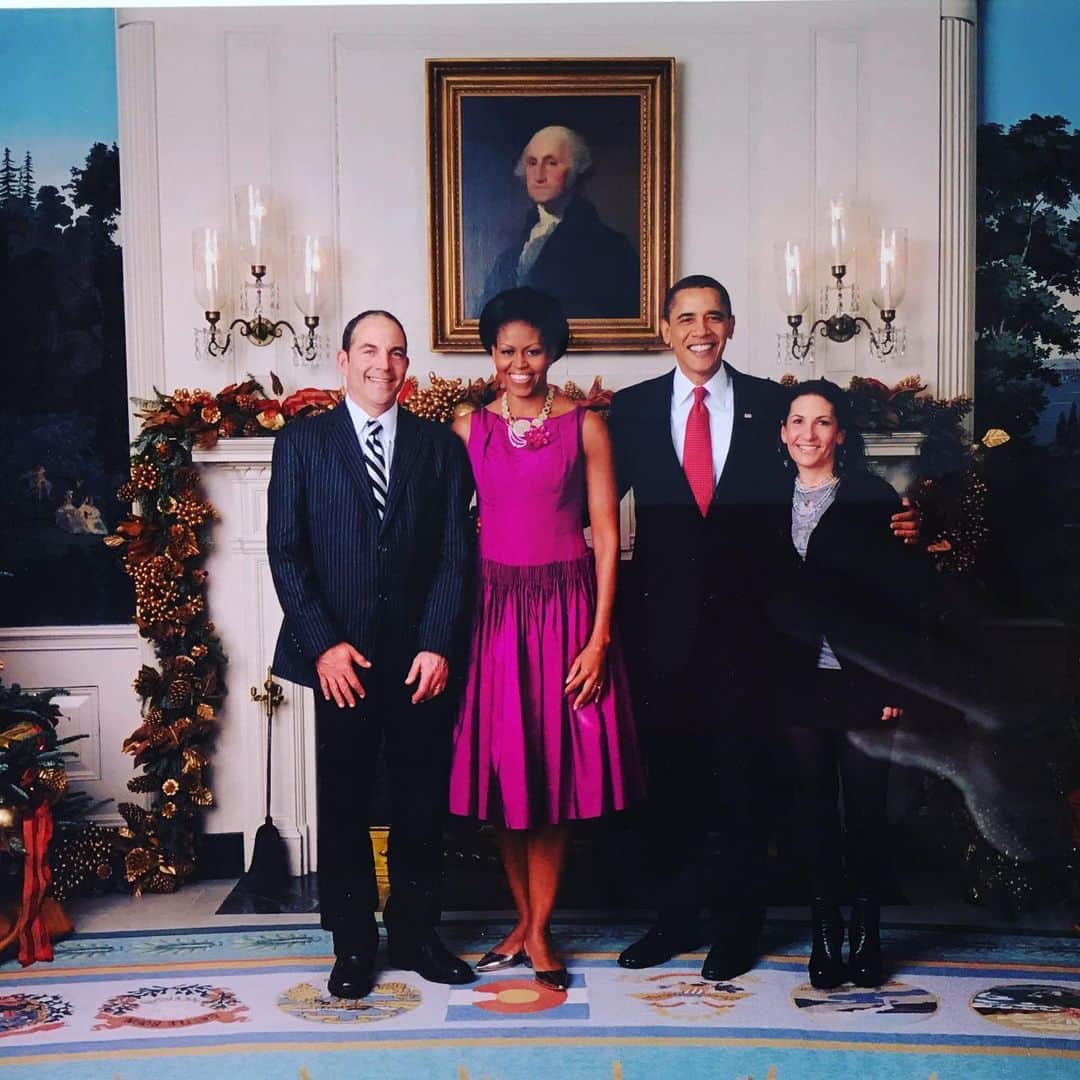 ボビー・ブラウンのインスタグラム：「#georgewashington and us.」