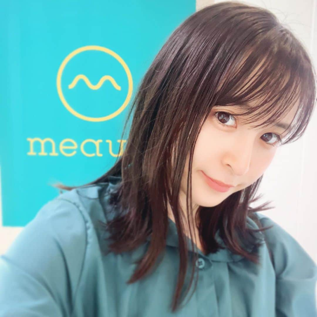 中崎絵梨奈さんのインスタグラム写真 - (中崎絵梨奈Instagram)「定期的に通っている #meauty でお肌のメンテナンスしてきました☺︎ グイーーッと小顔にしてもらえるんです、、すごい、、全然痛くないの！！！ お肌のターンオーバーを促してくれるのでお肌もぷるぷるになります🥺  お値段も優しくて本当にオススメ...🤭 セルフケアでカラダもほぐしてスッキリ🥺  #ウルセラ3Dハイフ渋谷#meautyハイフ#小顔ハイフ専門店#サーマルショット#アライトン脱毛#shr式脱毛#meauty渋谷#ウルセラ3Dハイフ#通い放題ハイフ#小顔専門店」6月15日 19時11分 - nakazaki_erina