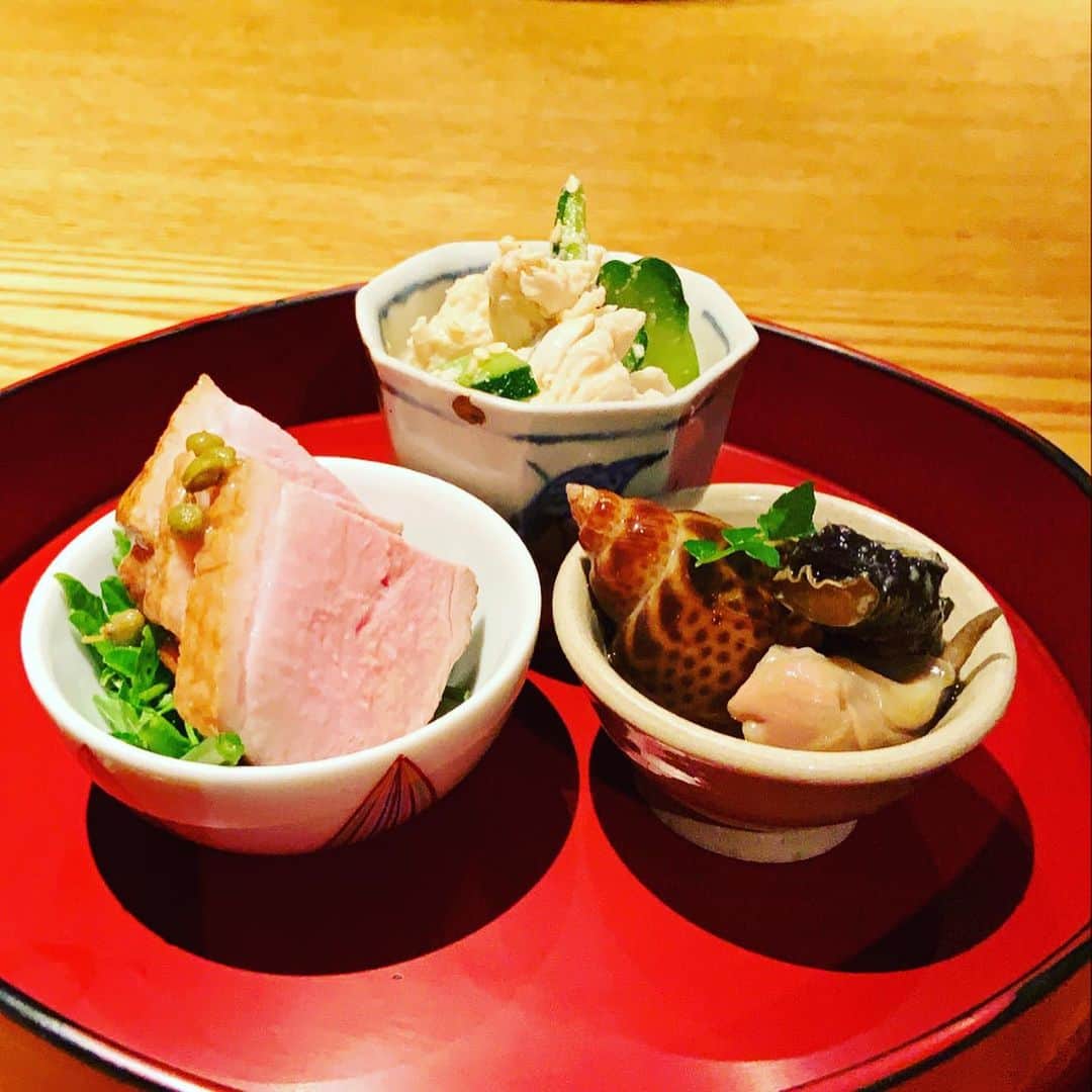 志摩有子さんのインスタグラム写真 - (志摩有子Instagram)「昨夜の高太郎さん。すっかり夏の素材たちが登場。久しぶりの料理撮影でヘトヘトになった頭と身体を優しく癒してくれた。とうもろこしと蛤の茶碗蒸しがたまらなく沁みた。」6月15日 10時46分 - ariko418