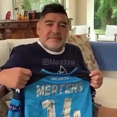 ドリース・メルテンスのインスタグラム：「Thanks for your kind words! 💙 Forza Napoli Sempre!」