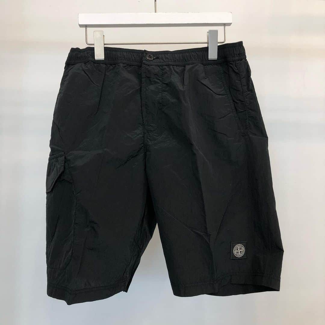 のインスタグラム：「＜STONE ISLAND＞ "NYLON METAL SWIM SHORTS” #stoneisland #harajuku_beams  #beams #newarrival#japan#tokyo#harajuku#fashion#mensfashion#日本#東京#原宿#ファッション#メンズファッション#ビームス」