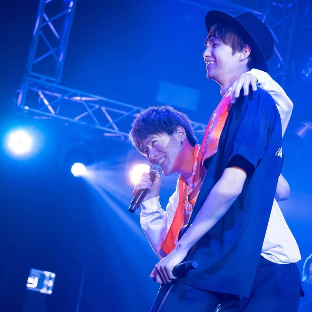 のインスタグラム：「😆 #笑顔 #laugh #笑 #good #music #live #Collars」