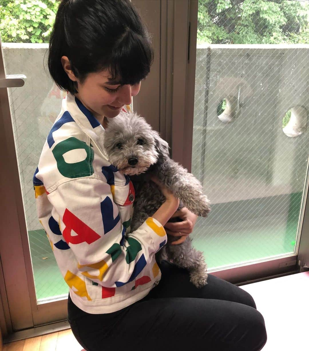 橘モニカさんのインスタグラム写真 - (橘モニカInstagram)「Woody was sooo cute 💕 I want a dog sooo much 🥺 (Even though Jiji is kind of becoming a dog lol) . . . . . #cute #dog #greypoodle #poodle #style #desigual #fashion #model #可愛い #犬 #プードル #スタイル #ファッション #モデル #귀여워 #귀여운 #개 #푸들 #스타일 #패션 #모델」6月15日 21時14分 - monikatachibana