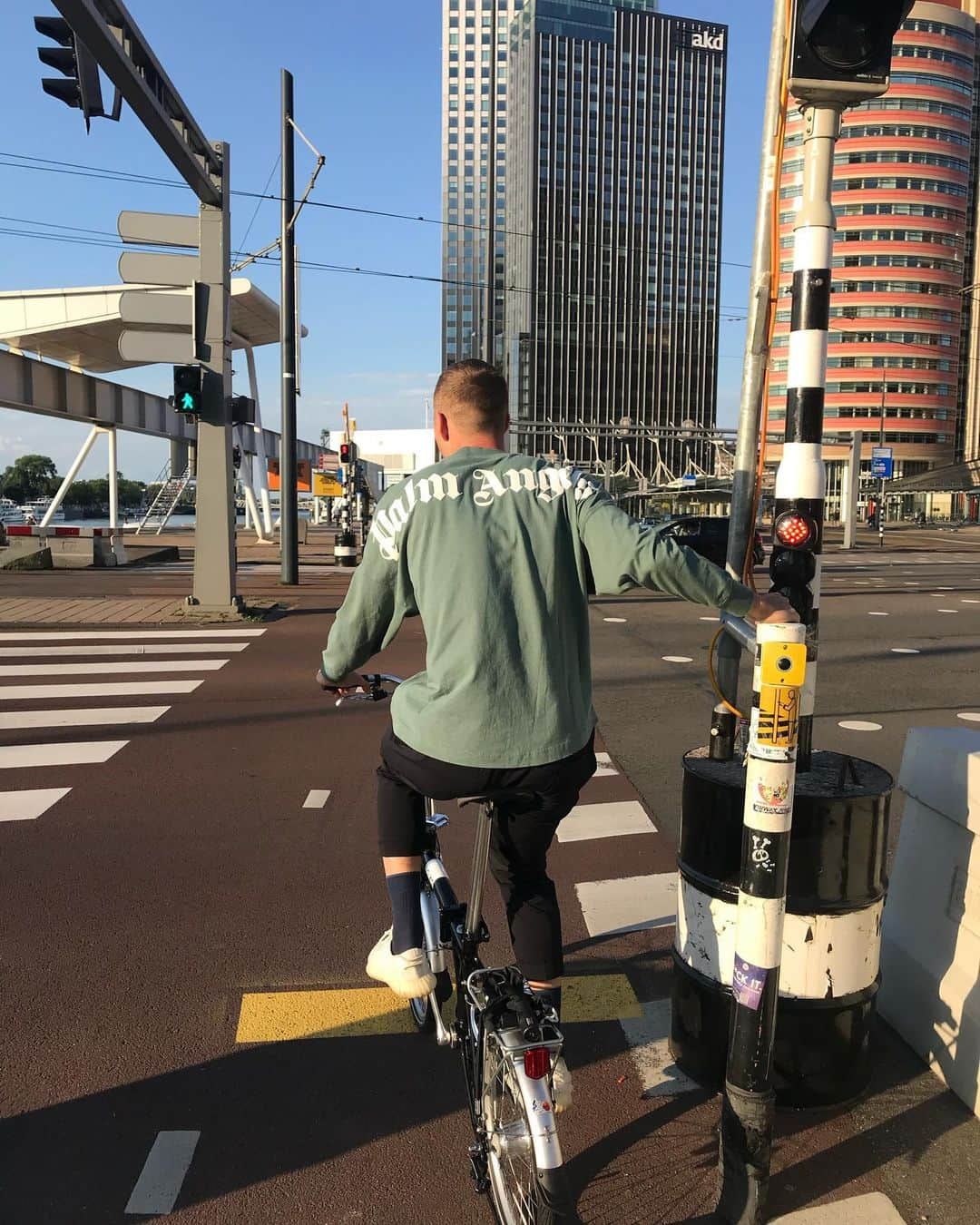 エミル・ベルグレーンさんのインスタグラム写真 - (エミル・ベルグレーンInstagram)「Rotterdam the Dutch way 🚴🚴」6月15日 21時41分 - emilberggreen