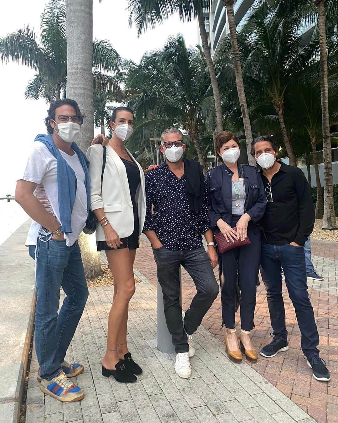 Rodner Figueroaさんのインスタグラム写真 - (Rodner FigueroaInstagram)「Masked!!! 😷 Enmascarados!!! @santichumaceiro @celiapinklady @ernestomathies #alvaronotieneinstagram #rodnerfigueroa」6月15日 22時13分 - rodnerfigueroa