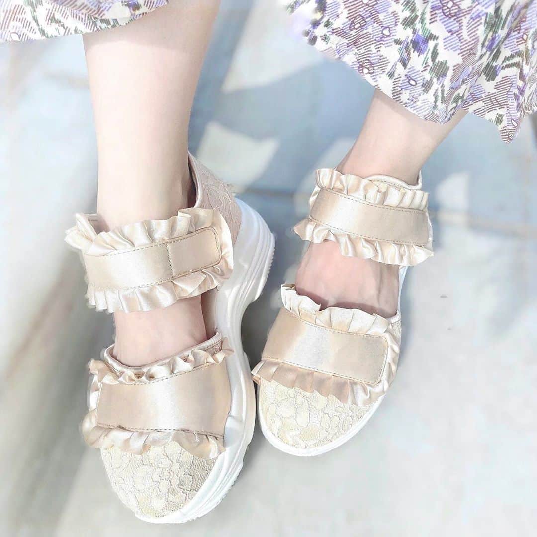 大谷映美里さんのインスタグラム写真 - (大谷映美里Instagram)「🍨 ㅤㅤㅤㅤㅤㅤㅤㅤㅤㅤㅤㅤㅤ やっと履けたかわいいお靴（#honeysalon ）♡ ㅤㅤㅤㅤㅤㅤㅤㅤㅤㅤㅤㅤㅤ」6月15日 22時31分 - otani_emiri