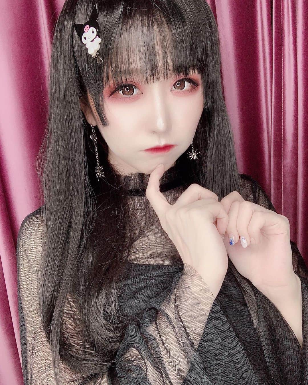 春咲ひなたのインスタグラム：「地雷メイクが盛れすぎる問題💄 YouTubeも見てね❤️ . #カラコン は#エンジェルカラー#バンビシリーズ #almond . #東京#新宿#歌舞伎町#キャバ嬢#もはや#元キャバ嬢#アジアンクラブ#マツエク#アイリスト募集中#春咲ひなた#YouTube#youtuber#新米#ゆーちゅーばー#地雷#地雷女#地雷メイク#病みかわいい#病み#メイク#ぴえん . YouTubeに関する問い合わせ先♡  株式会社YEEELL 〒150-0002  東京都渋谷区渋谷3-27-11 祐真ビル新館5F  info@yeeell.jp」