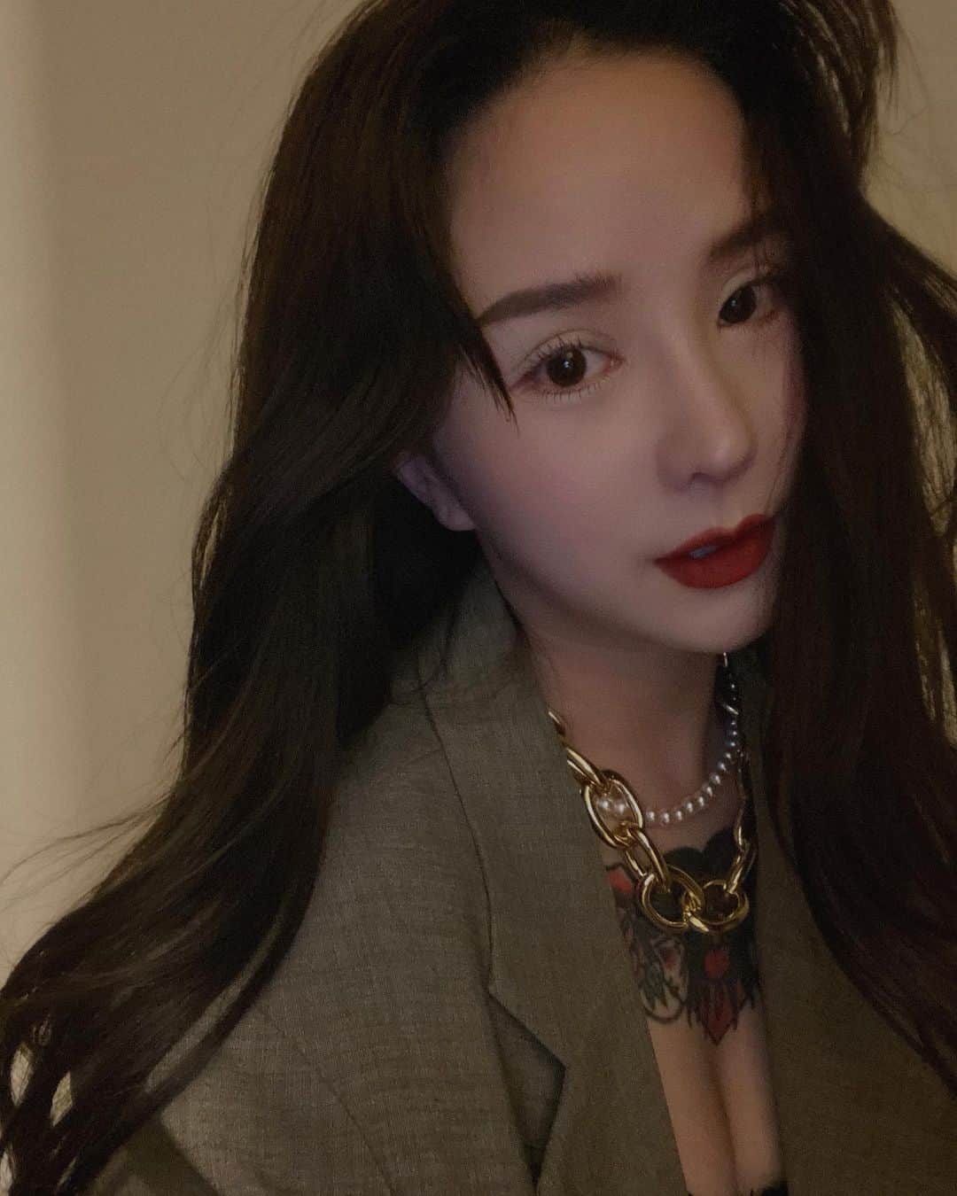 Abby Chenのインスタグラム：「🤖」