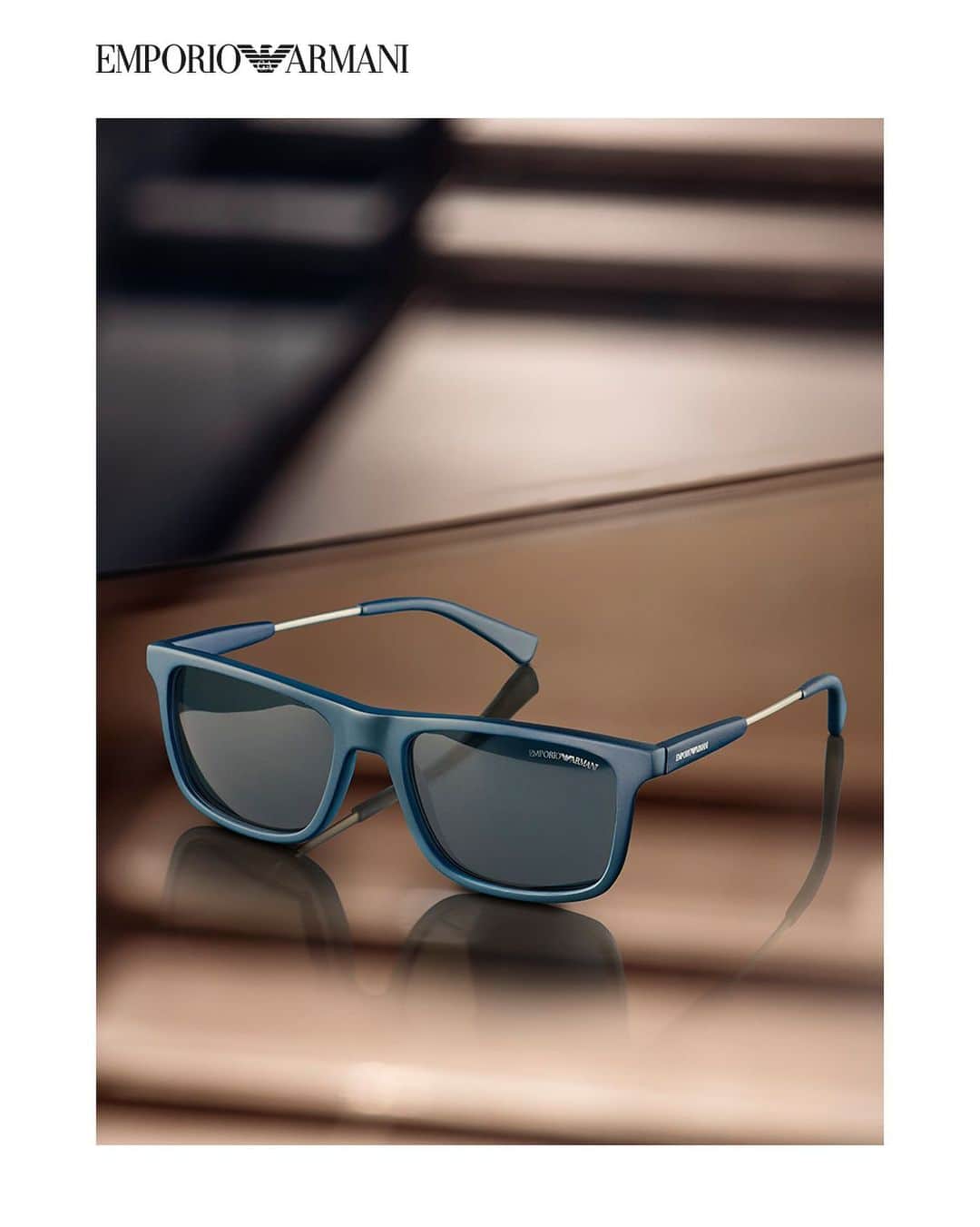 Armani Officialさんのインスタグラム写真 - (Armani OfficialInstagram)「Classic frames with a hint of metallic for summer by #EAeyewear.」6月15日 23時45分 - emporioarmani