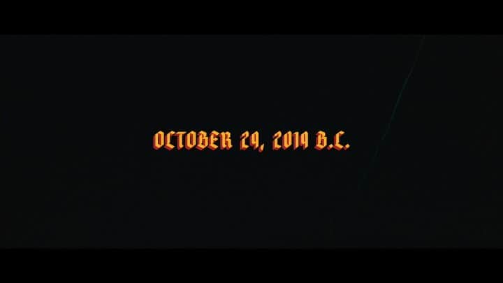 ウィル・アイ・アムのインスタグラム：「If you can relive OCT 29th 2019 BC. (BEFORE CORONA) how would you like it?  If you knew the world would be turned upside down just 3 months later how would you have lived the rest of 2019...??? what would you have changed...??? how would you have prepared for the way things are right now ??? #NoMAÑANA」