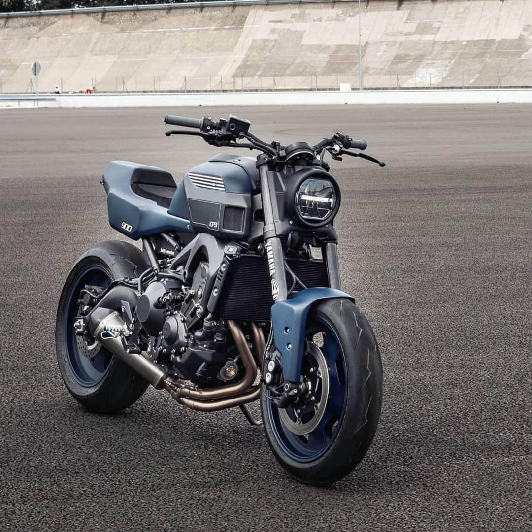 epidemic_motorsさんのインスタグラム写真 - (epidemic_motorsInstagram)「Yamaha XSR 900 - CP3 -  by @jvb_moto  #yamaha #xsr900#mt09 #yamahayardbuilt #caferacer #jvbmoto #kedohamburg #caferacergram #motorcycledesign #epidemicmotors #epidemic_motors」6月16日 0時49分 - epidemic_motors