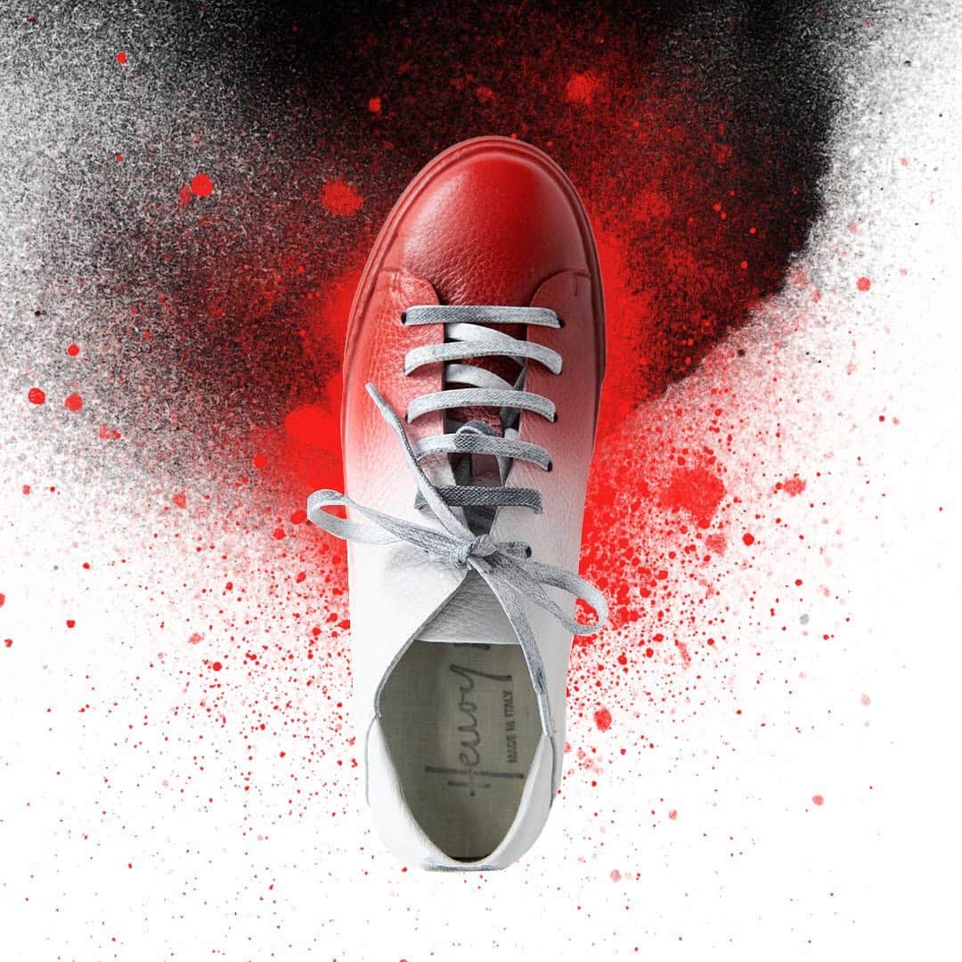 エンリーベグリンのインスタグラム：「#HenryBeguelin Sprayed Sneakers soon online on our website! Passionate red to start to discover a rainbow of colors. #HBSS20 ❤️🖤 #comingsoon #onlineonly」