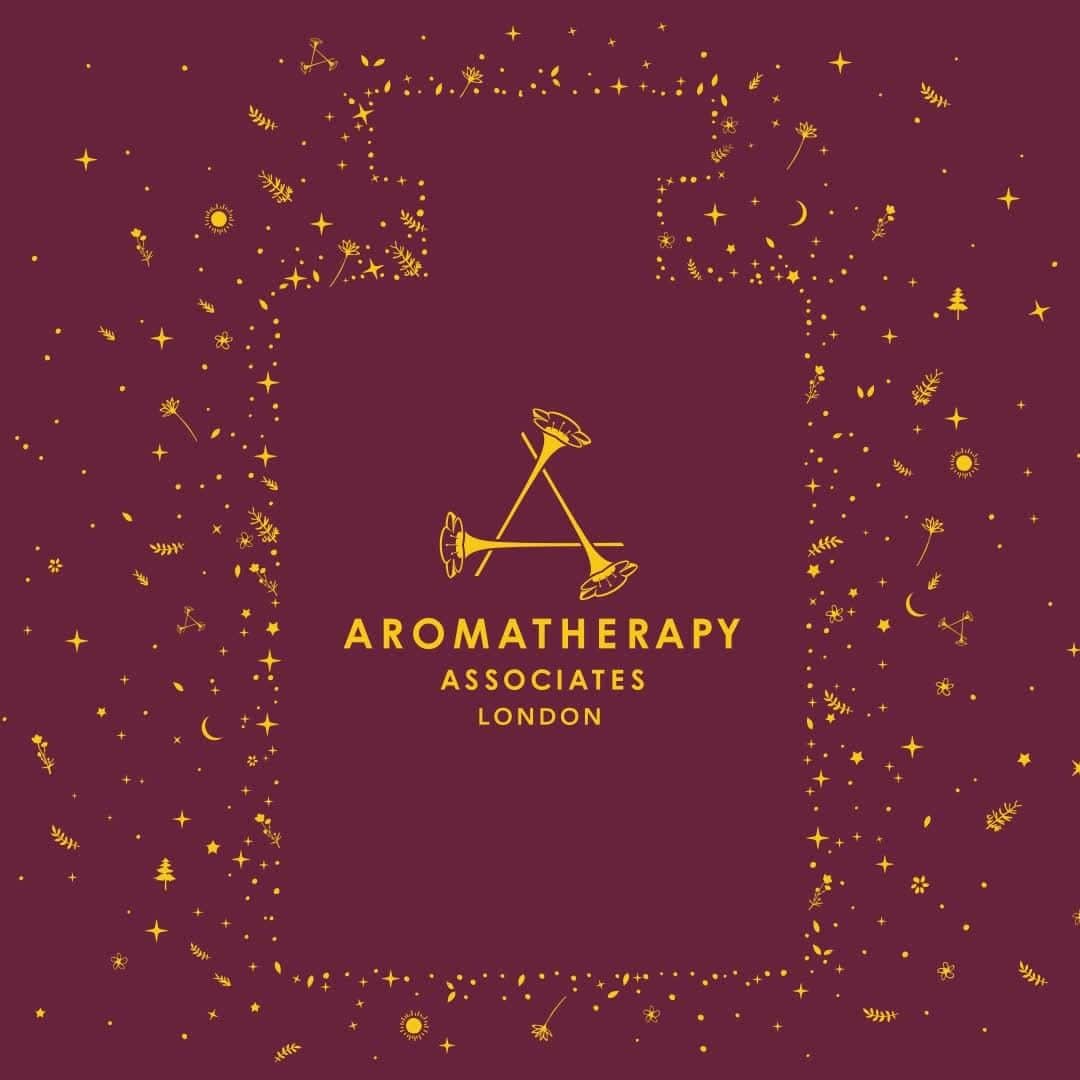 のインスタグラム：「⁣Feel uplifted with our newest Iconic Anniversary Collection ✨⠀ ⠀ Created by our founder to help deal with life's challenging moments, our Inner Strength blend unearths courage, strength and positivity when we need it the most. ⠀ ⠀ Celebrate our 35th Anniversary with our uplifting Inner Strength Collection, to help soothe, comfort and balance your senses. ⠀ ⠀ Save £44 on our confidence-boosting heroes ⁣💕」
