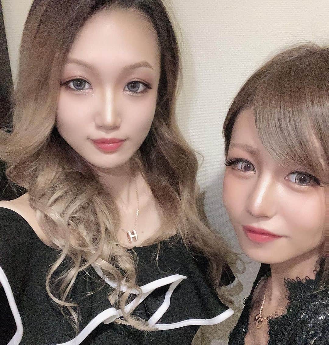 りこぴのインスタグラム：「ねる。もーだめ。」