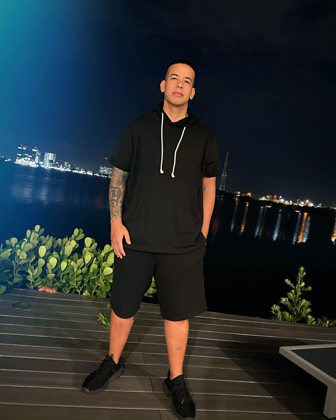 ダディー・ヤンキーさんのインスタグラム写真 - (ダディー・ヤンキーInstagram)「🖤」6月16日 12時51分 - daddyyankee