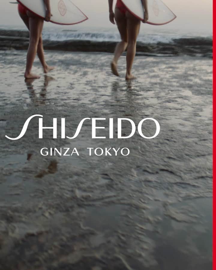 レイキー・ピーターソンのインスタグラム：「I  learned to surf  when  I  was 5 years old in Manly Beach, Australia. That’s where the fire and passion for surfing first started for me. Returning  to Australia  with  @shiseido, back in December, felt  like a full circle moment.  Ultimate  Sun  Protector Lotion excelled  in everyway protecting my  skin from  the hot Aussie sun  and salty  water.  So happy to be a part of the  Shiseido team.  @sephora #shiseido #shiseidosuncare」