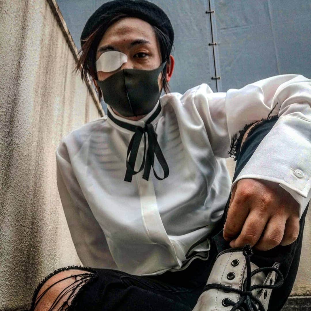 松田望愛のインスタグラム：「Today's ファッション🎩👕👖 🎩 WEGO 👕 ASCLO 👖 ASCLO 👟 Dr.Martens  #ファッション好きな人と繋がりたい  #ファッションコーデ  #アパレル  #韓国ファッション」