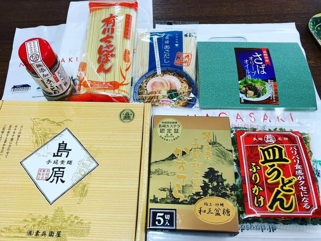 久保ミツロウのインスタグラム：「長崎の美味しいもの。久しぶり食べるものばかり。ずっと家で仕事してるので保存できるものがありがたい。」