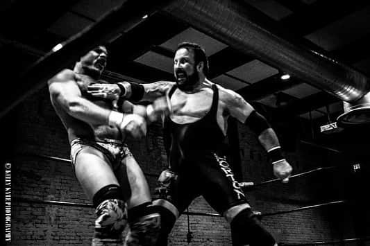 ジョーイ・ライアンのインスタグラム：「Happy Birthday to @scottflashnorton!」