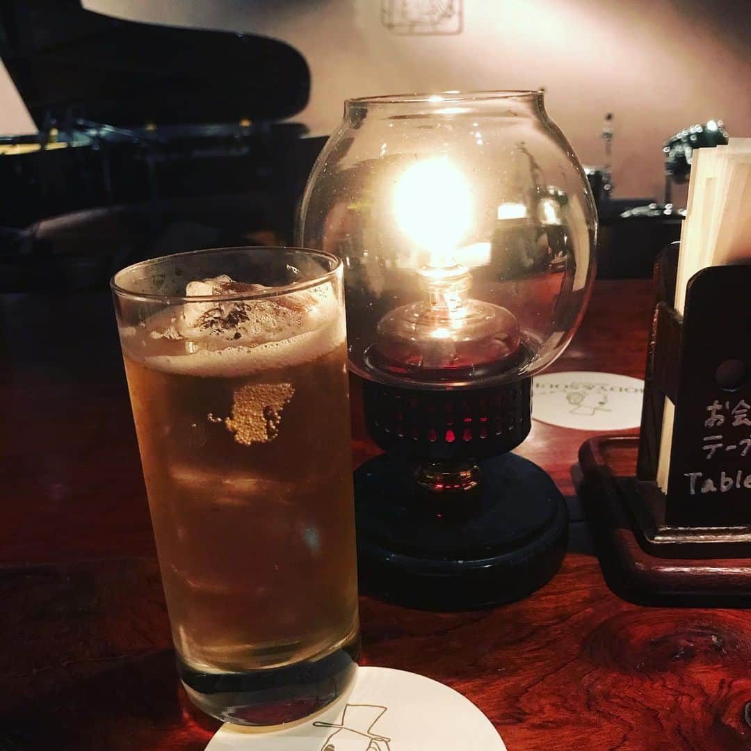 岡まゆみのインスタグラム：「今日も大人の空間❣️BODY &SOUL#ウィリアムズ浩子さん#JAZZ#岡まゆみ」
