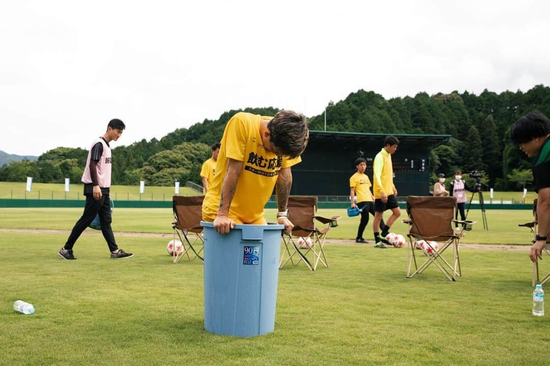 小林祐希さんのインスタグラム写真 - (小林祐希Instagram)「キャンプ5日目。 午前午後共にハードなメニュー。 疲れてるけど、いい感じにコンディションは上がってきた。 #佐賀キャンプ」6月16日 8時34分 - 4yuki.kobayashi