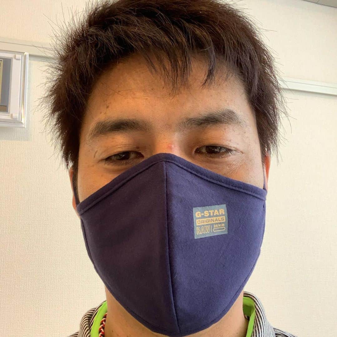 山本隆弘さんのインスタグラム写真 - (山本隆弘Instagram)「オシャレなマスクで出社！ オーガニックコットン100%のG-Star-Rowマスク😎 #ワンマイルrawコーデ  #gstarrawjapan」6月16日 9時36分 - yamamototakahiro5